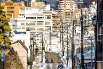 日本北海道函馆+小樽+支笏湖+洞爷湖【中文司机/叠日包车】【尊享一对一高端行程定制，多日豪华包车专属礼遇，专业旅行顾问24小时恭候垂询。】