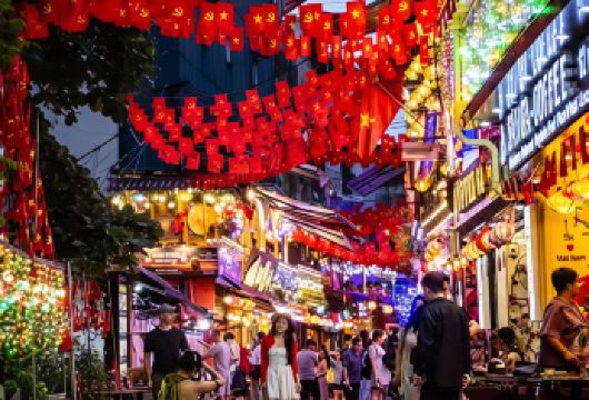 越南河内市区一日游：景点可自选+一家一团+导游陪同+上门接送【专车服务+无购物+纯玩体验+避雷避坑带您玩转河内市区及周边热门景点+另有举牌接机/送机服务】