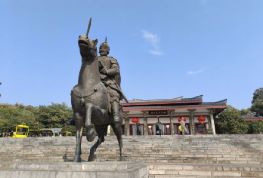 徐州汉文化景区半日游【一价全含+免费赠送蓝牙耳机】【提前预约省心省力，资深导游全程陪同讲解服务，深度讲解两汉文化，一站式让您领略汉代文化的精彩】