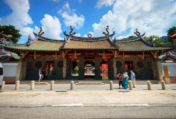 新加坡市区游览：鱼尾狮+天福宫+花柏山公园半日游【专车接送无忧，无需自行付费抵达集合点，省时舒适】