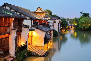 乌镇水乡一日游【西塘+东栅】【杭州起止，纯玩无购物，天天发团】