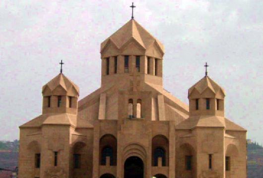 埃里温阶梯+自由广场+埃里温大教堂+英国公园+现代艺术博物馆【精品包车，私享空间，上门接送，轻松出行】