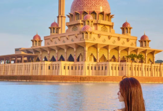 黑风洞+吉隆坡市区一日游【华人中文粤语司导/带玩讲解帮拍照】【[华人司导]免费帮忙拍照+中文服务+华人司机兼向导+纯玩无购物，拒绝一切隐形收费】