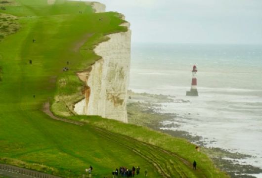伦敦往返布莱顿-英皇阁-七姐妹白崖-比奇角-包车【包车一日游，解锁旅行新方式！独立车辆配备经验丰富的老司机，为您量身打造专属行程。】
