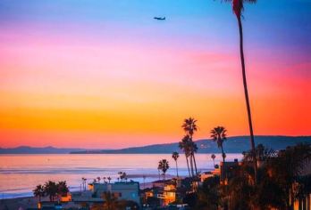 美国+洛杉矶+好莱坞星光大道一日游/行程可调-可定制多日【包车一日游，解锁旅行新方式！独立车辆配备经验丰富的老司机，为您量身打造专属行程。】