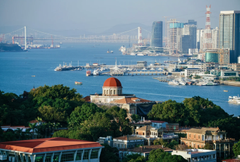 厦门鼓浪屿+琴岛旅拍+最美转角【15人小团+接送+讲解】【[服务保障]本地旅行社，自有车队，天天发团，全程贴心服务，纯玩0购物0自费！】