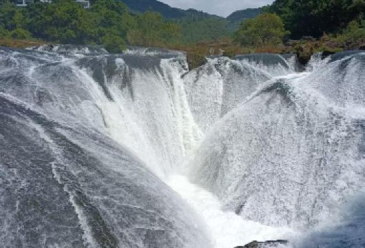 8人内纯玩拼小团黄果树瀑布一日游【9座车出行人少更加舒适】