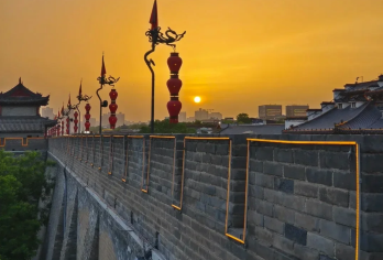 西安碑林+明城墙+钟鼓楼广场+书院门+回民街【古都游】【中文包车，定制服务，安心自由】