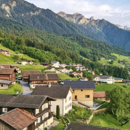 苏黎世｜列支敦士登瓦杜兹，打卡比尔滕凯勒巧克力庄园【不含票】