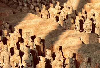 西安兵马俑+明城墙+钟鼓楼广场+回民街【古都游】【中文包车，定制服务，安心自由】