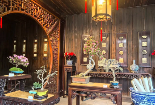 【上海-姑苏水乡】网师园+沧浪亭+耦园+西园寺+游船观光【欣赏小桥流水、白墙灰瓦的江南水乡风貌，体验古代苏州的繁华街市】