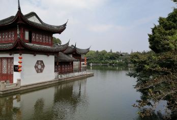 领略上海江南水乡的魅力 朱家角古镇+大观园一日游【专车接送/行程可定制】