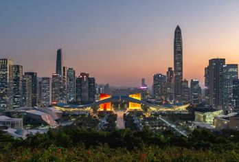 深圳：莲花山+人才公园+甘坑古镇 |中英等多语种-定制包车#【拒绝走马观花式游览，资深司导一站到底式管家，深度体验热门景点，行程景点可调可定制】