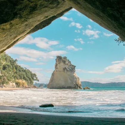 新西兰奥克兰往返一日游【科罗曼德+教堂湾+热水海滩+小火车】