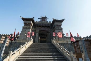 【湖北日游】蜜泉湖旅游度假区+赤壁古战场-包门票【中文司机】