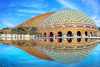 南京总统府+牛首山+外秦淮河游船+大报恩寺+夫子庙一日活动【一次性领略南京的历史厚重与江南风情，拒绝走马观花】