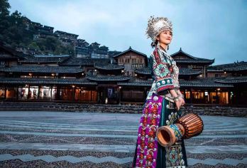 贵州凯里+西江千户苗寨一日游/悦享低价-登观景台-赏苗族文化【全程纯玩不进任何购物店】