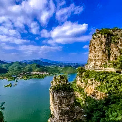 易水湖景区+恋乡太行水镇一日游