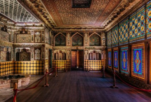 巴库出发：舍基之旅【在知识渊博的导游带领下探索，获得更丰富的体验。 沉浸于当地传统之中，体验真正的阿塞拜疆风情。 探索标志性建筑，享受视觉盛宴。】