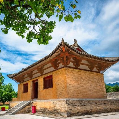 永乐宫+广仁王庙+鹳雀楼+大铁牛+普救寺+关帝庙+盐湖一日游