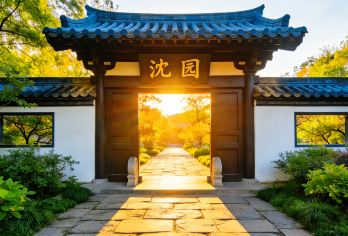 鲁迅故里+百草园+三味书屋+沈园|含门票/含耳麦/含人工讲解【漫步鲁迅故里，深度解读文字背后的真实故事。】