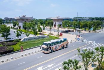 八一馆免预约+万寿宫+南昌汉代海昏侯国遗址公园【南昌一日游】【打卡八一馆，免预约直入回溯红色历史，八一起义纪念馆商家统一预约！】