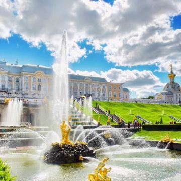 彼得戈夫夏宫 + 巴甫洛夫斯克公园一日游