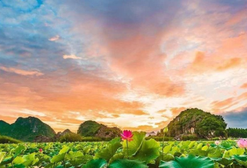 文山包车地陪导游翻译地接陪同接送旅游展会商务考察陪诊【文山包车地陪导游翻译地接陪同接送旅游展会商务考察陪诊】