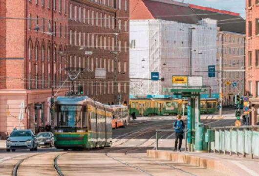 芬兰赫尔辛基市区+波尔沃古镇一日游【中文司机+咨询优惠】【尊享一对一高端行程定制，豪华包车专属礼遇，专业旅行顾问24小时恭候垂询。】