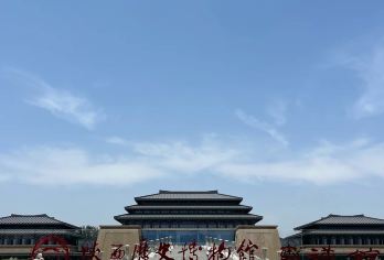 陕西历史博物馆秦汉馆半日游【2H深度人工讲解含耳麦】【[秦汉馆]穿越千年，探寻历史的痕迹，纯玩无购物（需要自行预约门票）】