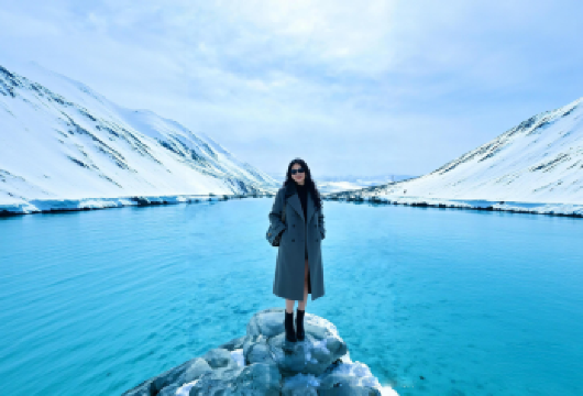 【舒适巴士团】岗什卡雪峰+连心湖+七彩冰瀑布+大本营 【小众精选线路/连心湖高山雪峰七彩冰瀑/赏不同美景】