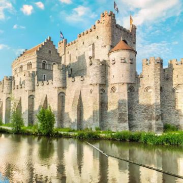 布鲁塞尔：安特卫普+根特【双城出游-中文司机-古堡之旅】