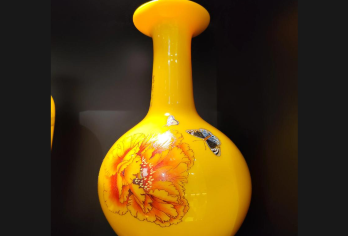 淄博一日游：红叶柿岩+陶瓷琉璃大观园+蒲松龄估故居 定制游【热情好客的淄博 进淄赶考 看满山红叶 层林浸染】