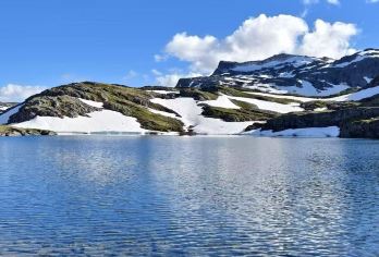 挪威卑尔根沃斯小镇+艾于兰观景台【中文包车+北欧全境定制】【尊享一对一高端行程定制，多日豪华包车专属礼遇，专业旅行顾问24小时恭候垂询。】