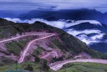 四川雅安龙苍沟国家森林公园+牛背山包车一日游英文服务【龙苍沟森林洗肺，牛背山云瀑涤心，一日览尽仙凡。】