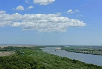 防川风景区+图们国门景区一日游【小团丨高速直达丨纯玩无购物】【“鸡鸣闻三国，犬吠惊三疆，花开香四邻，笑语传三邦”】