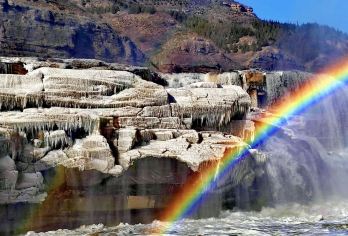 【壶口瀑布+王家大院】经典一日游【[壶口瀑布]观看世界奇观，世界一大黄色瀑布】