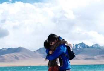 纳木错躺平式出游！8人航空座椅小团全程供氧｜新车靠窗拍疯了【独一份全程车载供氧！25年新车+9座航空椅，8人小团7个靠窗位，手慢无～】