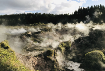 新西兰奥克兰-陶波湖+胡卡瀑布-可定制【中文专车-惬意舒适】【中文专车出行，行程自己定义，无需等待，专属贴心服务，尽享惬意旅程】