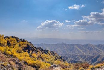 【金秋盛宴6人私密小团】内蒙古包头马鞍山景区+五当召一日游【「 纯粹无暇 」： 郑重承诺全程。所有时间均用于游览与体验，守护您的每一分钟假期】