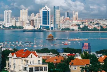 【纯玩包车 提供海鸥食物】栈桥+啤酒博物馆+五四奥帆一日游【[专属定制]景点任选，车型任选，主打就是包您满意】