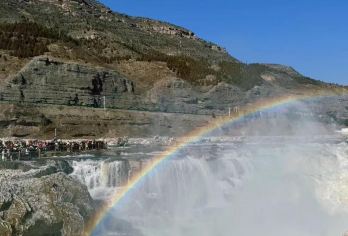 陕西黄河壶口瀑布舒心之旅~一日游[可选拼团/包团游]【西安三环内上门接送】