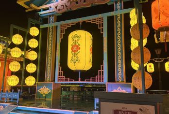 四川广安不夜城+华蓥山+白塔公园包车一日游英文服务【夜游不夜城，日登华蓥山。】