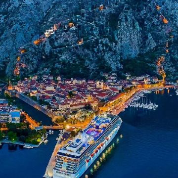 【黑山海钓】科托尔老城+布德瓦老城+游艇出海海钓包车一日游