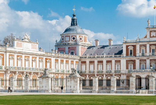 埃斯科里亚尔修道院+阿兰胡埃斯王宫一日游【精品包车，私享空间，上门接送，轻松出行】