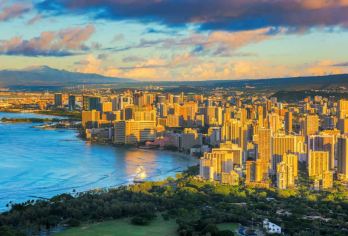 夏威夷欧胡岛东海岸精华半日游 | 含恐龙湾瞭望台及大风口门票【经典的“打卡”路线，一路远看地标钻石山；俯瞰天然海洋馆“恐龙湾”，倾听轰隆作响喷泉洞】