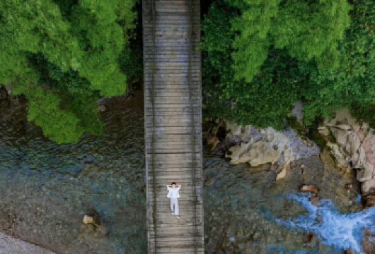 【成都大熊猫基地+川菜博物馆+都江堰景区】2-6人纯玩一日游【精品小团，深度自在：2-6人纯玩小团，告别拥挤喧嚣，全程享受宽松自由的旅行节奏。】