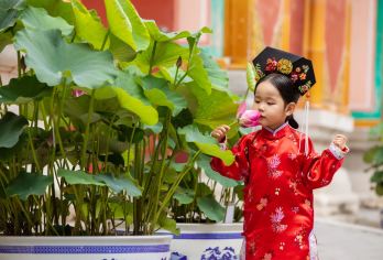 故宫博物院半日游【英文VIP小团含珍宝馆3.5h+深度讲解】【专业英文导游深度讲解3.5小时左右，带你了解故宫，拒绝走马观花】