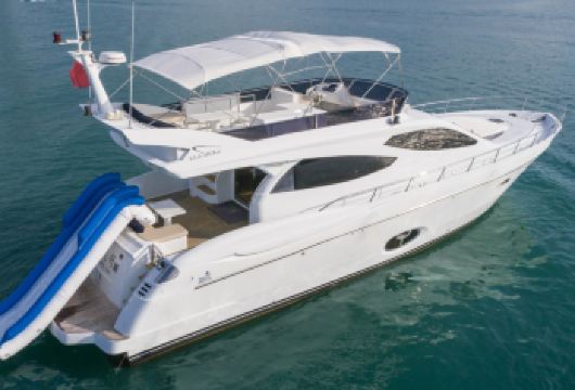 惠州巽寮湾 72尺豪华商务艇 团建佳选 自由包船 可定制行程【巽寮湾私享游艇 团建佳选 可私人定制】