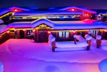 中国雪乡+大秃顶子山一日游【[度假优选][专注牡丹江雪乡纯玩旅游]全程：尽心策划，有趣更有料，游全程无忧我们是游览模式随走随停。】